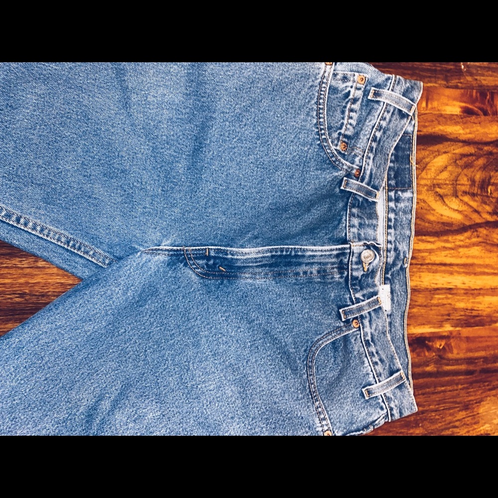 Levi’s 512 tapered jeans. Size: W36 L34 Could fit a size 10-12